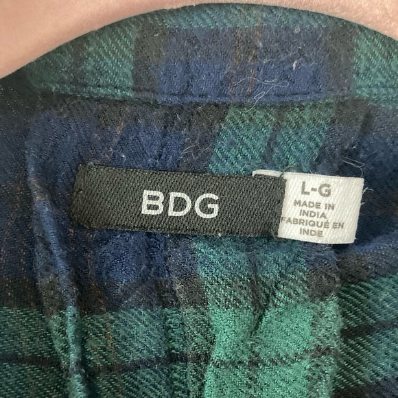 BDG blue and green plaid button down - Picture 3 of 5